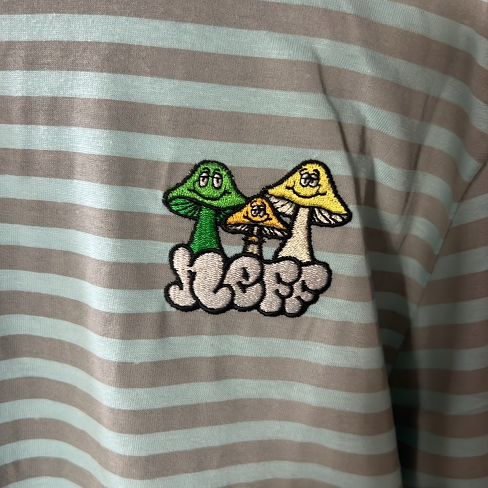 NEW NEFF Light Blue Grey Stripes Embroidered Pocket area Smiling Mushrooms Small - Picture 2 of 4